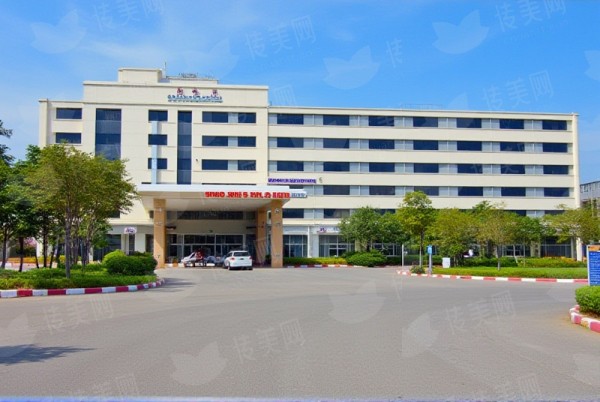 四、杭州爱琴海医疗的面部吸脂服务体验如何？