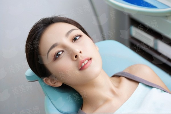 一、深圳百大口腔门诊部：靠谱的口腔诊疗之选